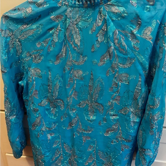 Lilly Pulitzer silk top. - Picture 2 of 8